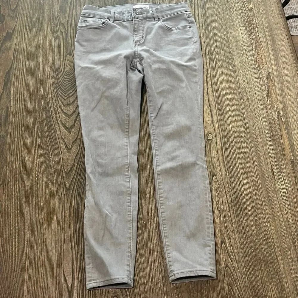Ann Taylor LOFT Modern Skinny Jeans Denim Stretch Light Wash Gray Size 27/4
